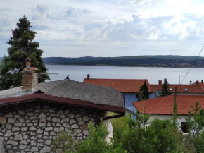 2 minutes from the beach